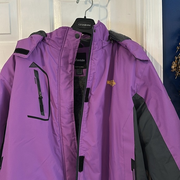 NWOT Women’s Wantdo Lined Purple Poly Waterproof Detachable Hood Ski Jacket - Picture 2 of 11